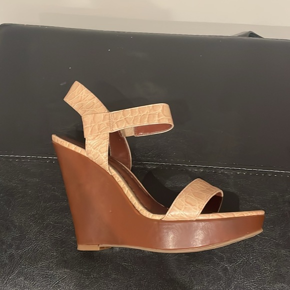 Platform open toe shoes - Picture 3 of 3